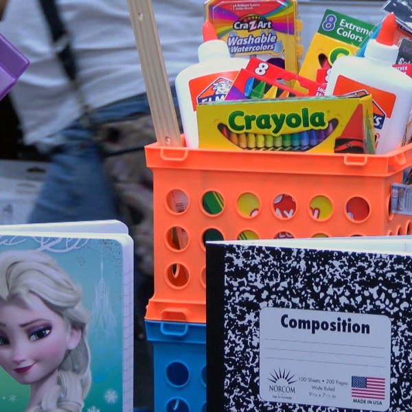 TAX TZ VO.00_00_38_17.Still004_1438815171454.jpg