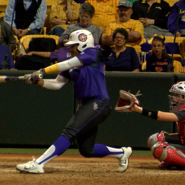 LSU Softball.jpg