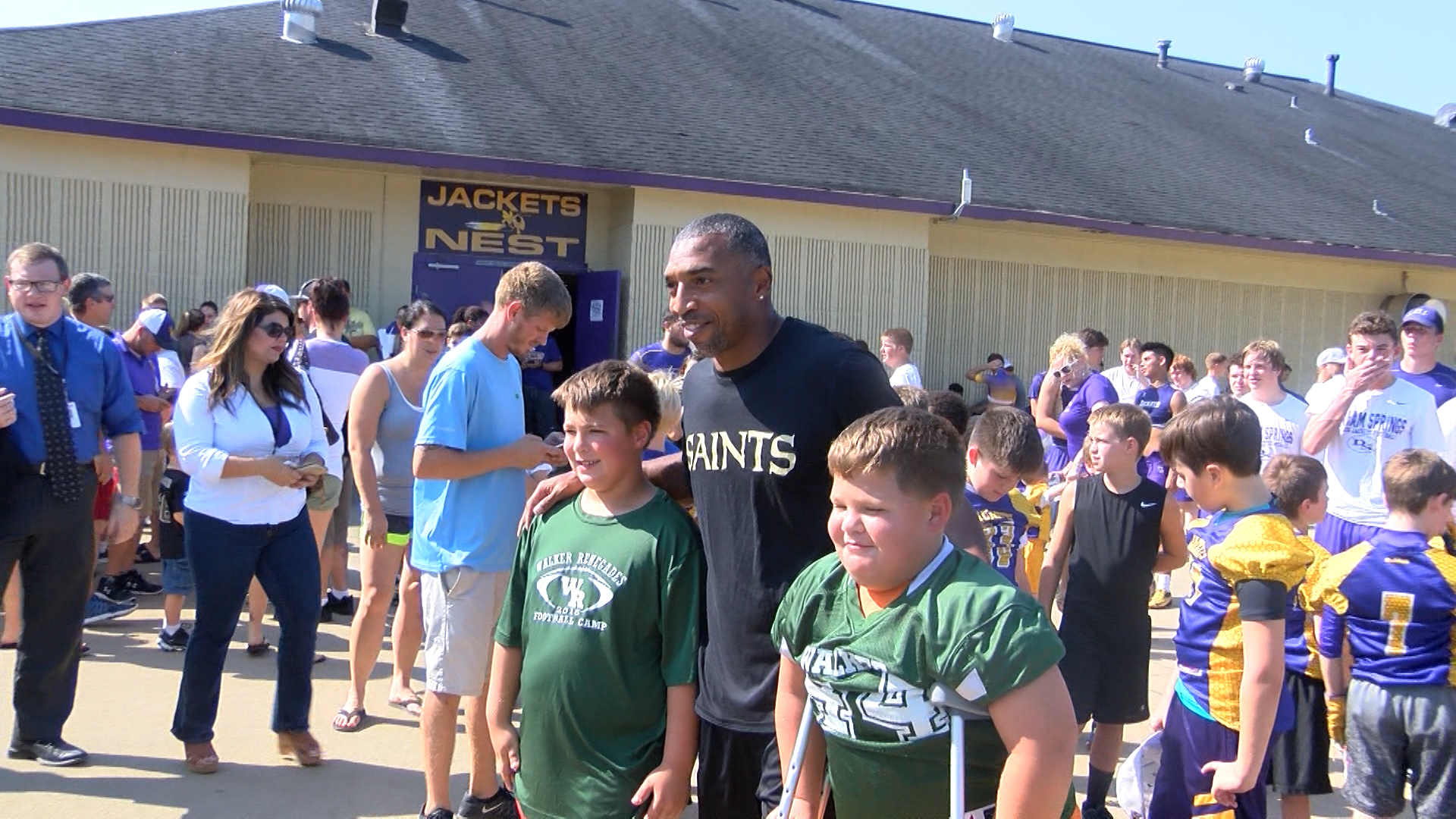 FOOTBALL 3_1472851112446.jpg