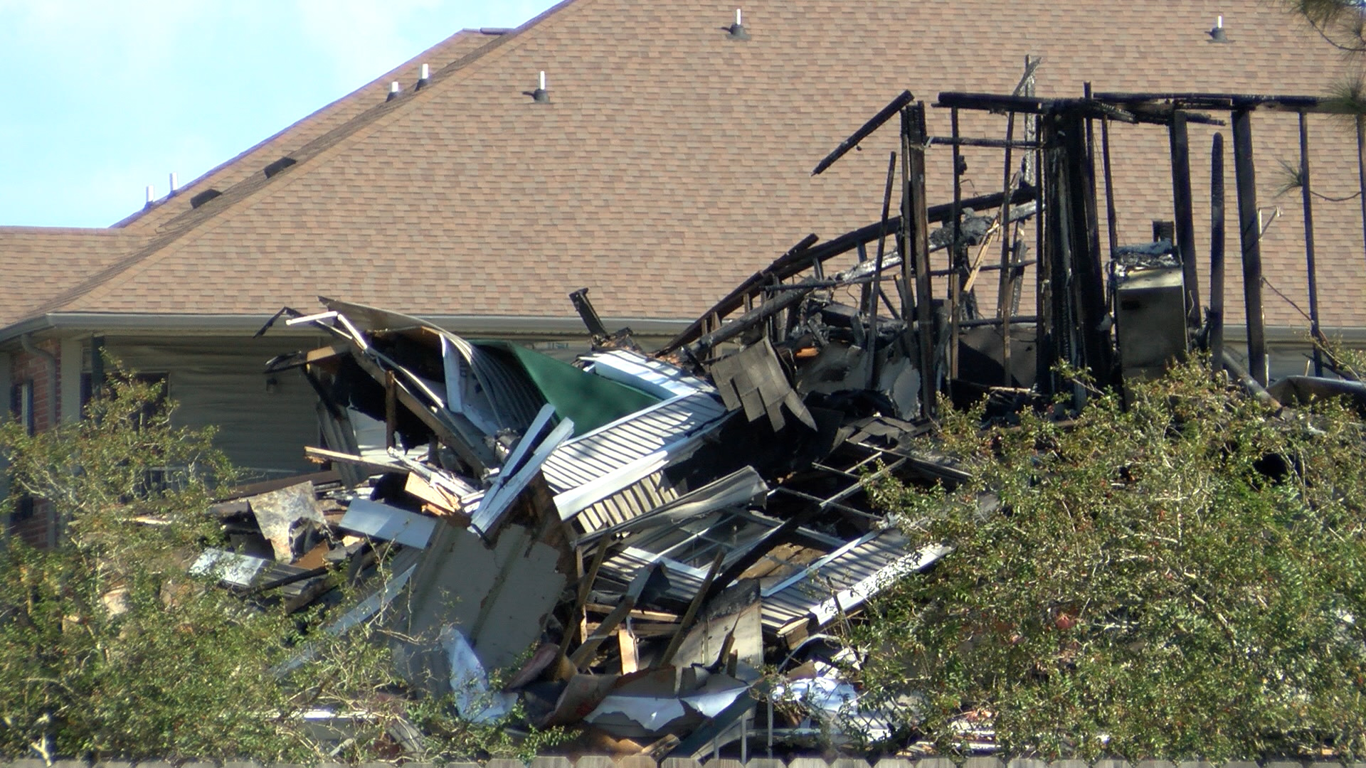 FIRE UPDATE_1475875014937.jpg