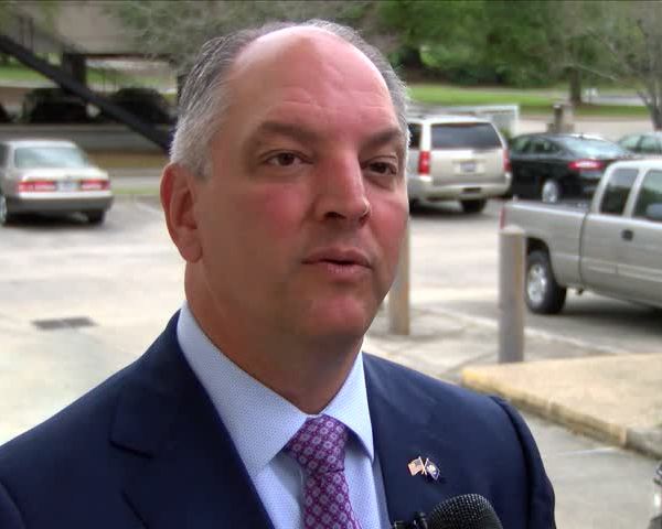 Governor Speaks at Health Summit_41147517