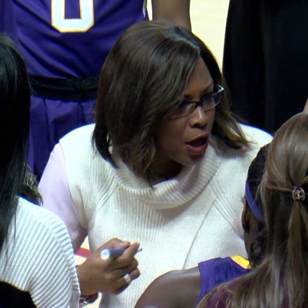 Nikki Fargas vs Arkansas_1488509693352.jpg