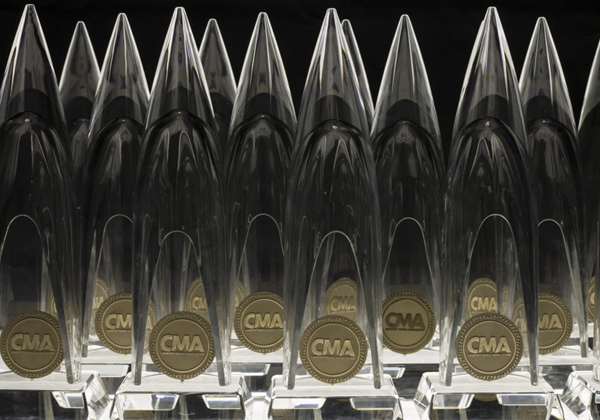 CMA-Awards-Trophies_1537823202991-873703986.png
