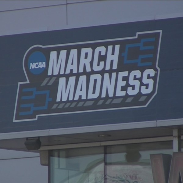 Des_Moines_ready_for_2019_NCAA_Tournamen_0_20190319221613