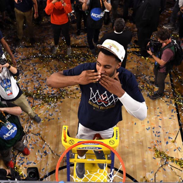 Virginia celebrates win