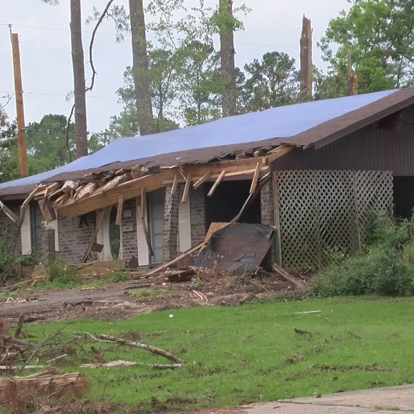 Gov. Edwards surveys Ruston
