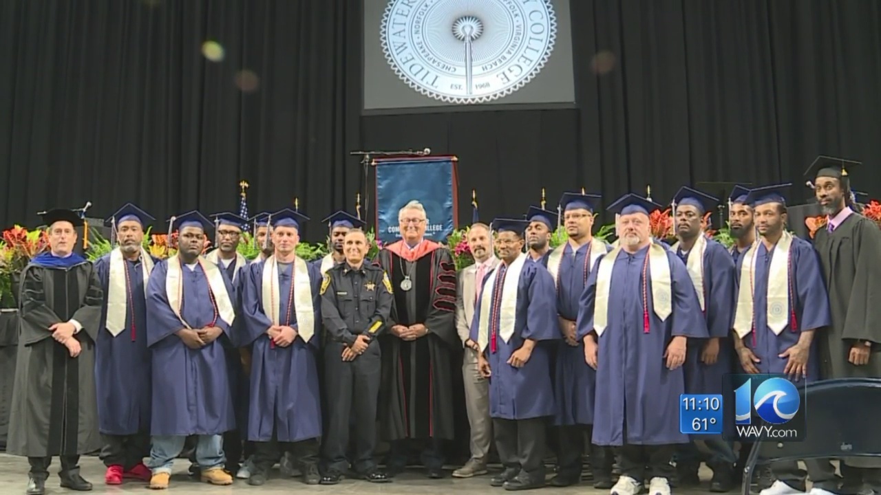 Norfolk_inmates_trade_in_jumpsuit_for_ca_0_20190514045735-873703993